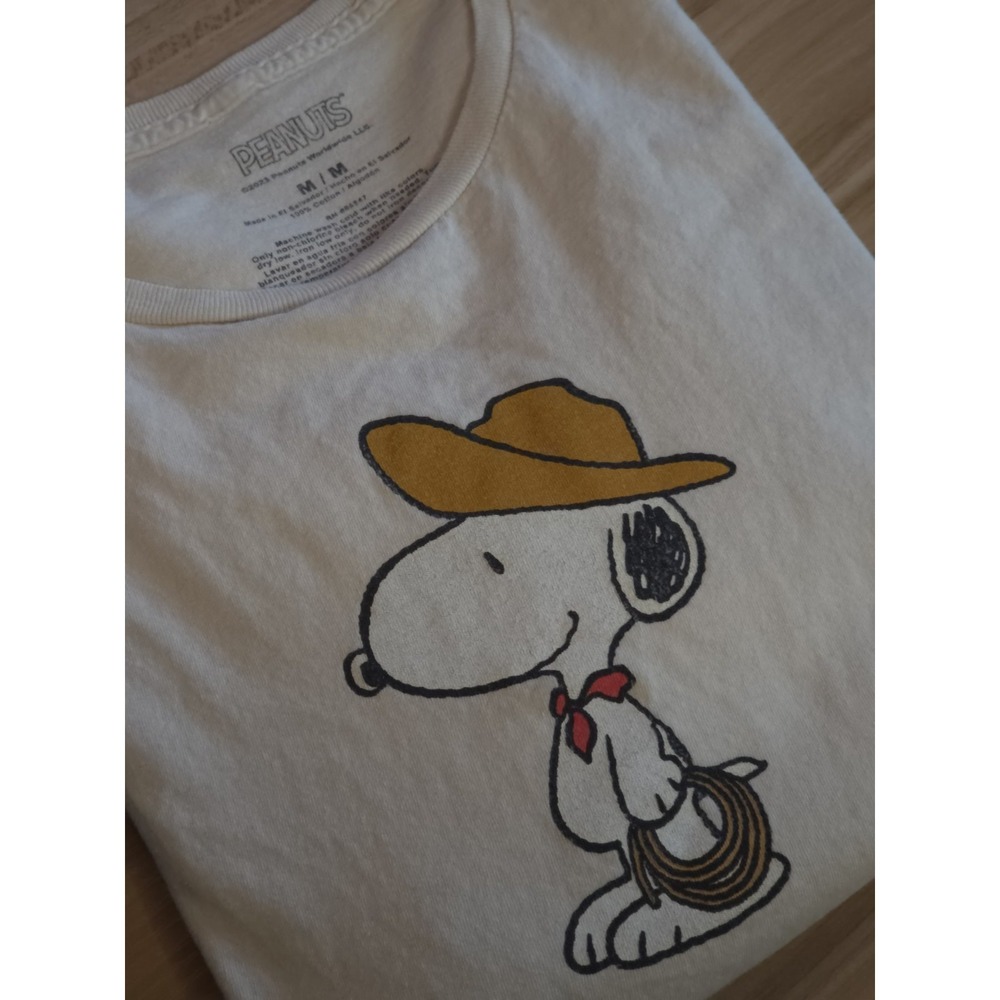 Peanuts Snoopy Cowboy Double-Sided Graphic Men's Beige Short Sleeve Shirt Size M
